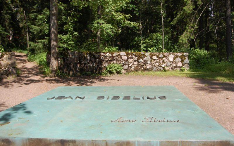 Sibelius grave monument Ainola Järvenpää Visit Tuusulanjärvi
