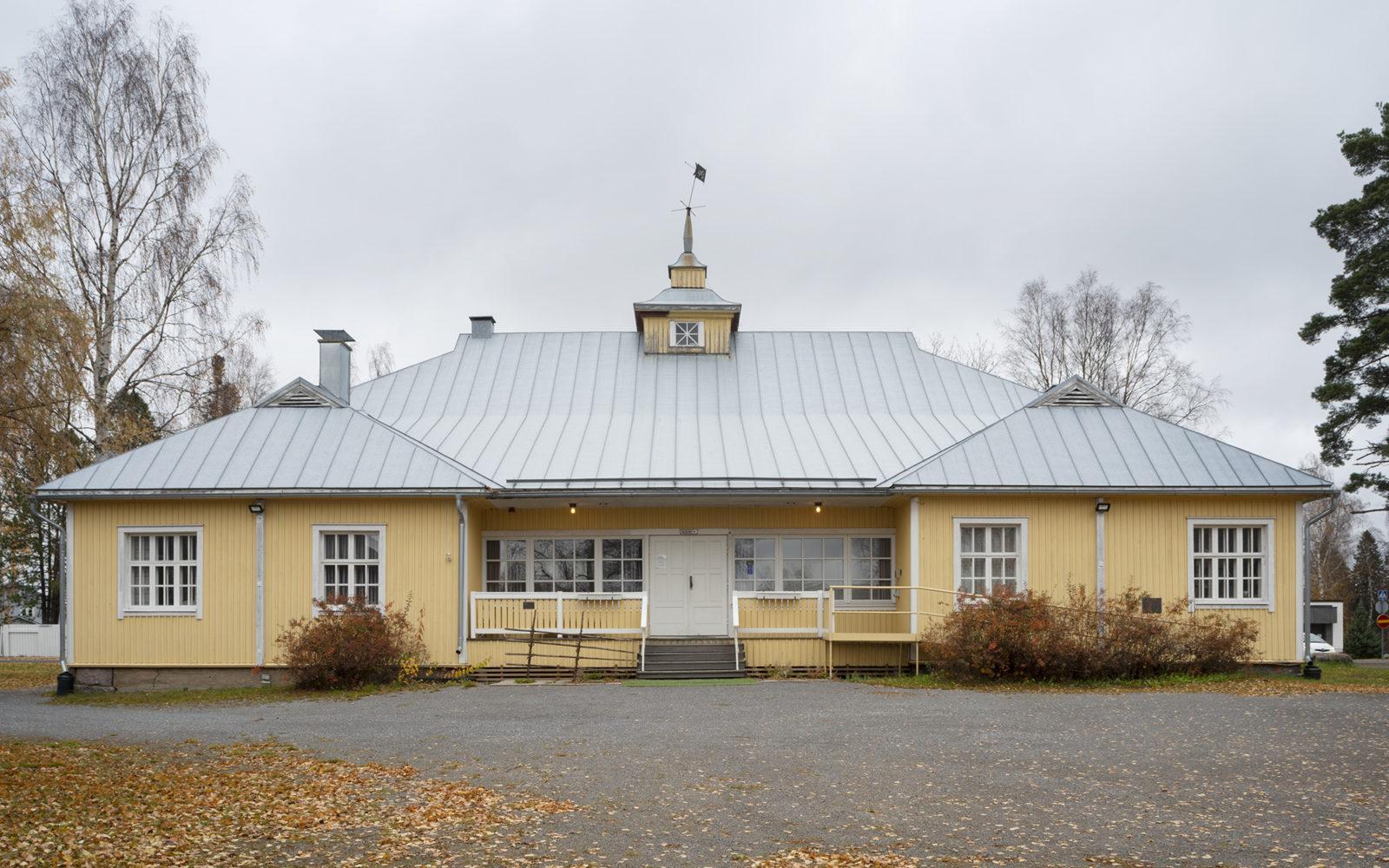 Nuorisoseuran talo, Alajärvi. Kuva: Maija Holma, Alvar Aalto -säätiö